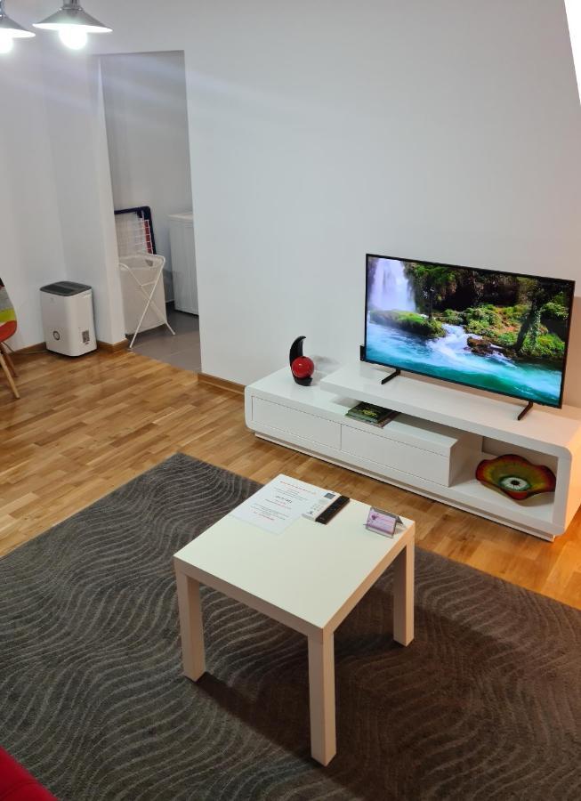 Apartament Alina Deva Esterno foto