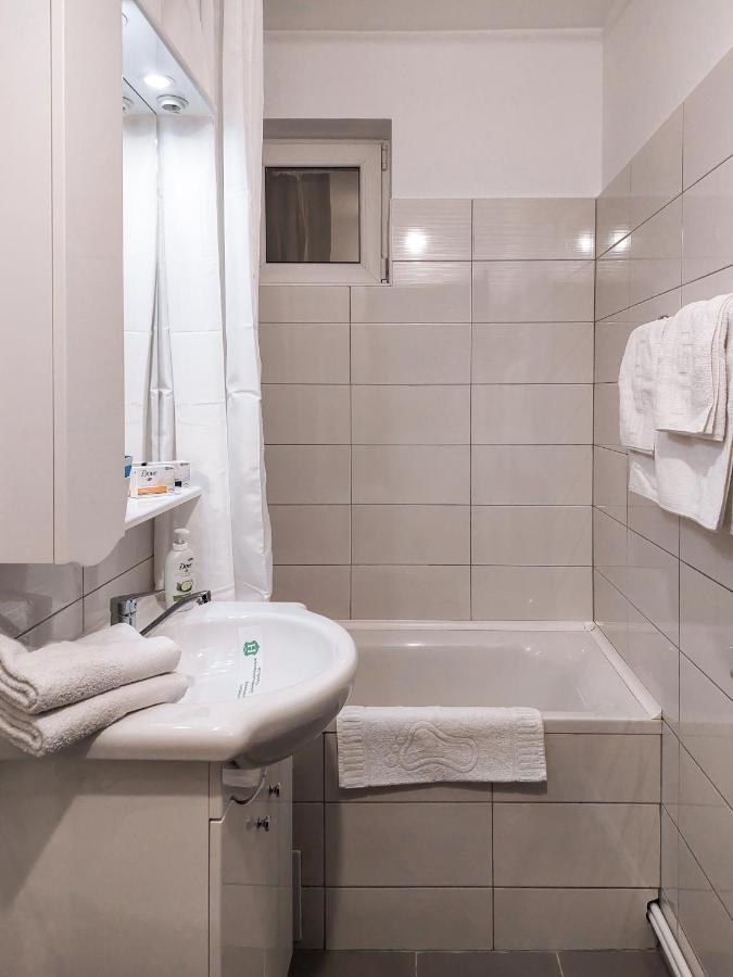 Apartament Alina Deva Esterno foto